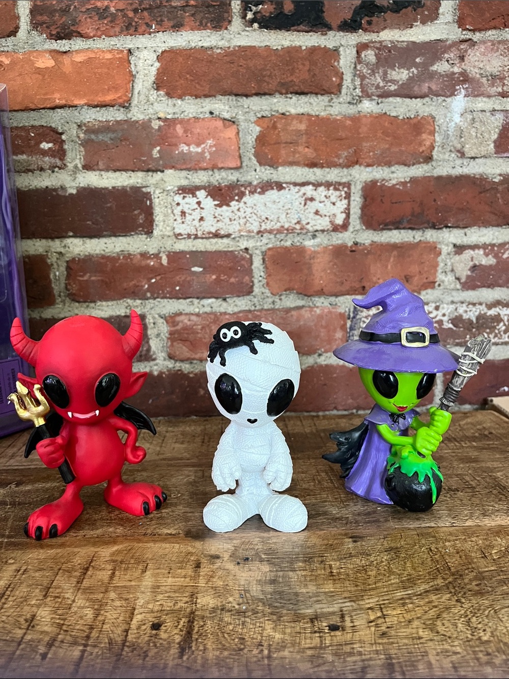 Martha Stewart Red Devil, White Mummy & Green Witch Alien Figurine Set - Picture 10 of 15